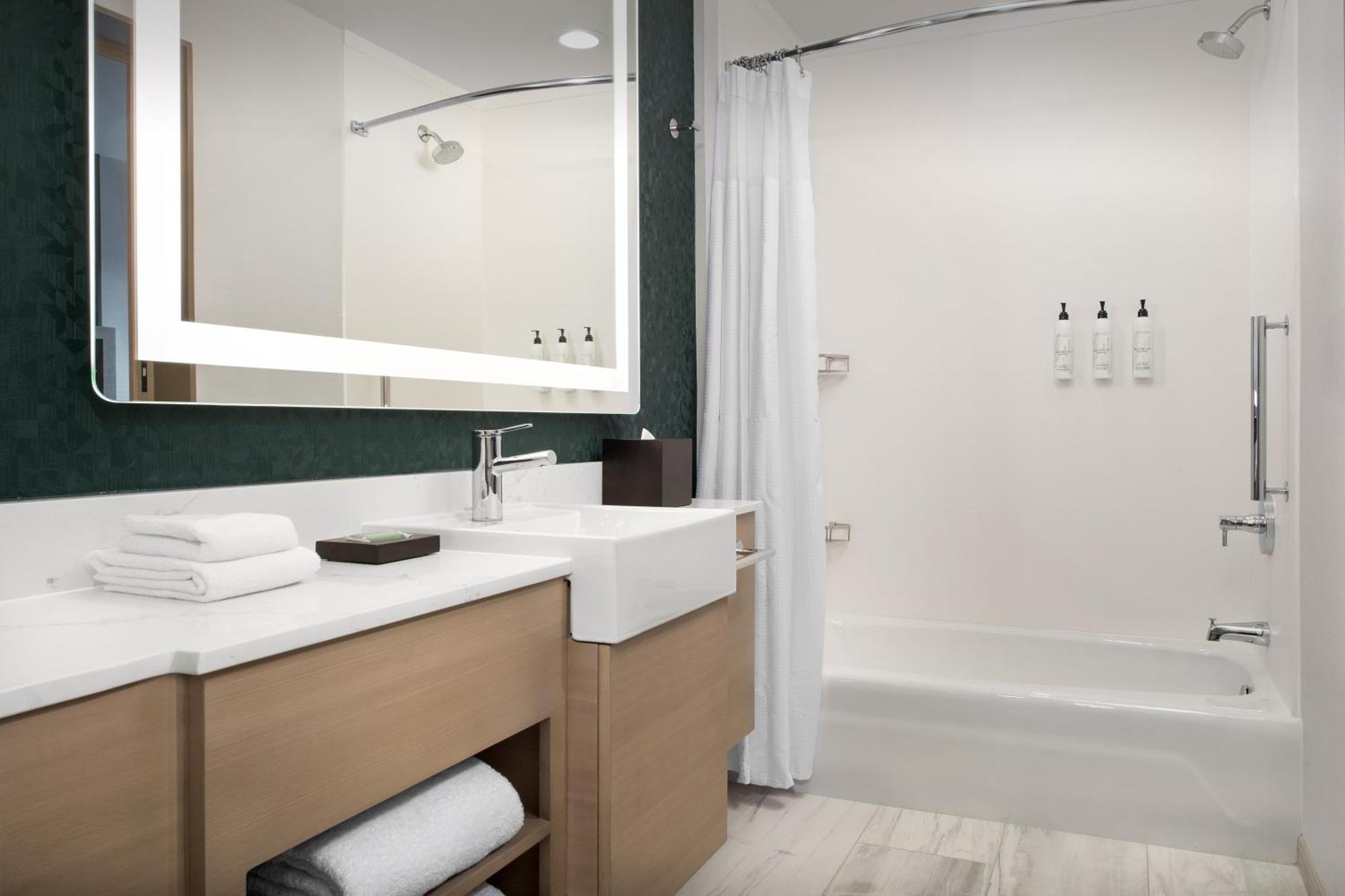 Springhill Suites By Marriott ساندبوينت المظهر الخارجي الصورة